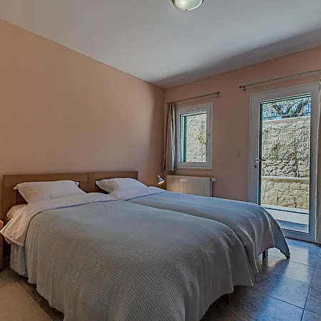 Silent Olive Garden شقة *