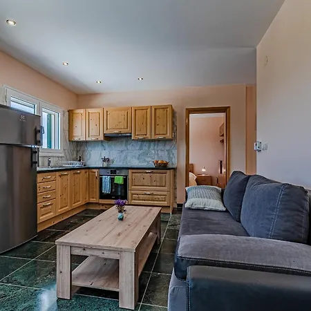 Silent Olive Garden *