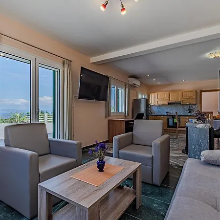 アパート Silent Olive Garden