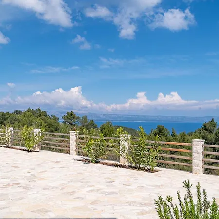 Silent Olive Garden ヴェラ・ルカ