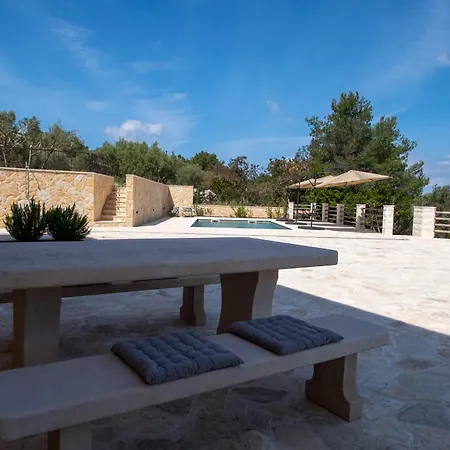 アパート Silent Olive Garden