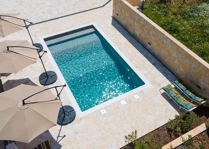 Silent Olive Garden *