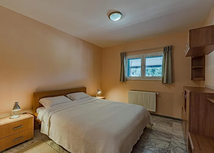 公寓 Silent Olive Garden 尼亚卢卡